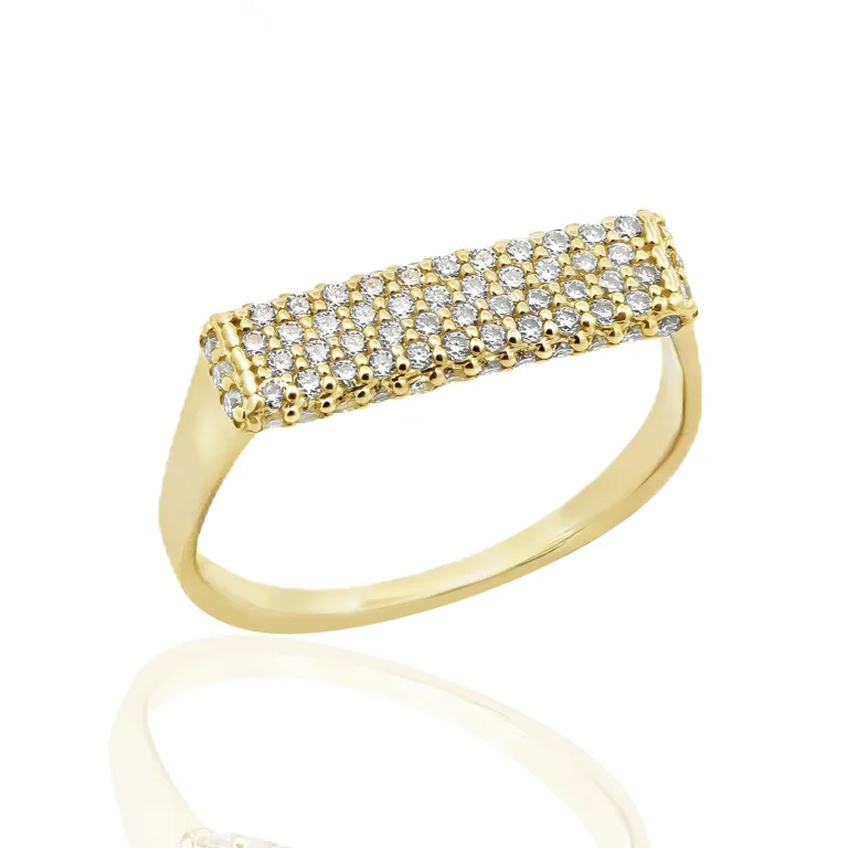 Metrongold χρυσό δαχτυλίδι με λευκά ζαφείρια